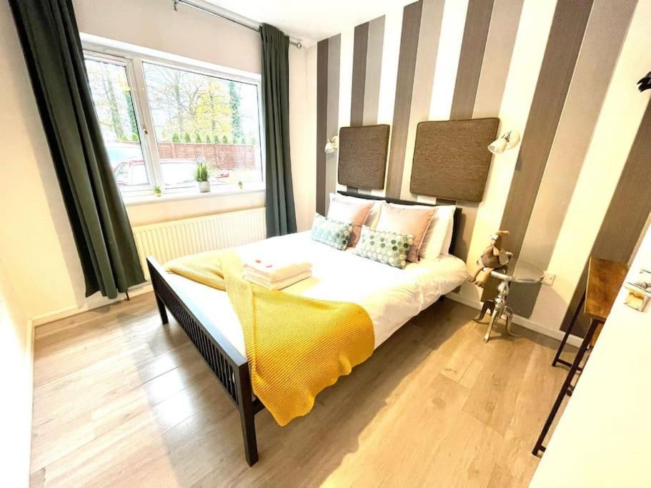 Serene And Cozy 1-Bedroom House With Parking Cambridge  Exterior photo